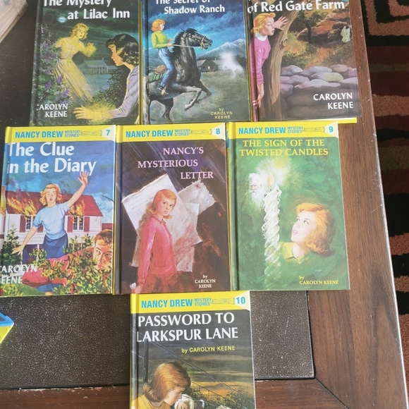 Mint condition ten Nancy Drew mystery books in a beautiful box set - Picture 4 of 11